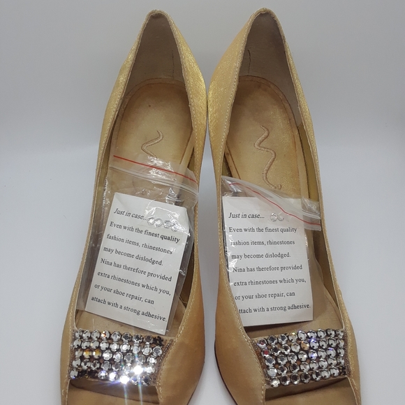 Satin Nina Heels in gold - Picture 8 of 10